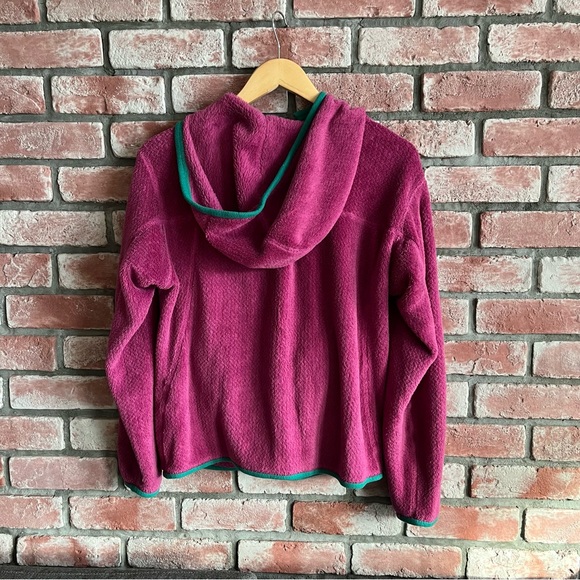 Patagonia Re-Tool Hooded Fleece - Picture 2 of 7